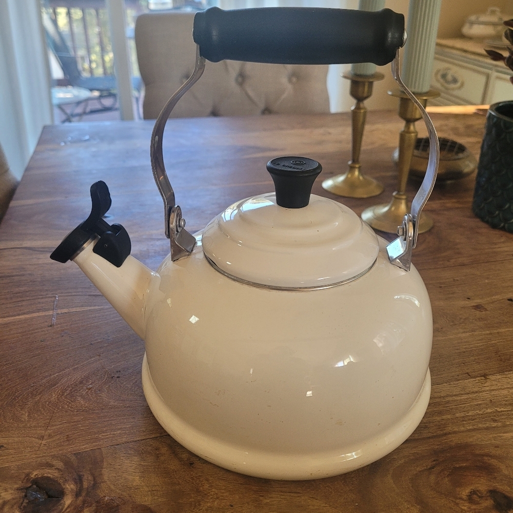 Le Creuset Teapot in white